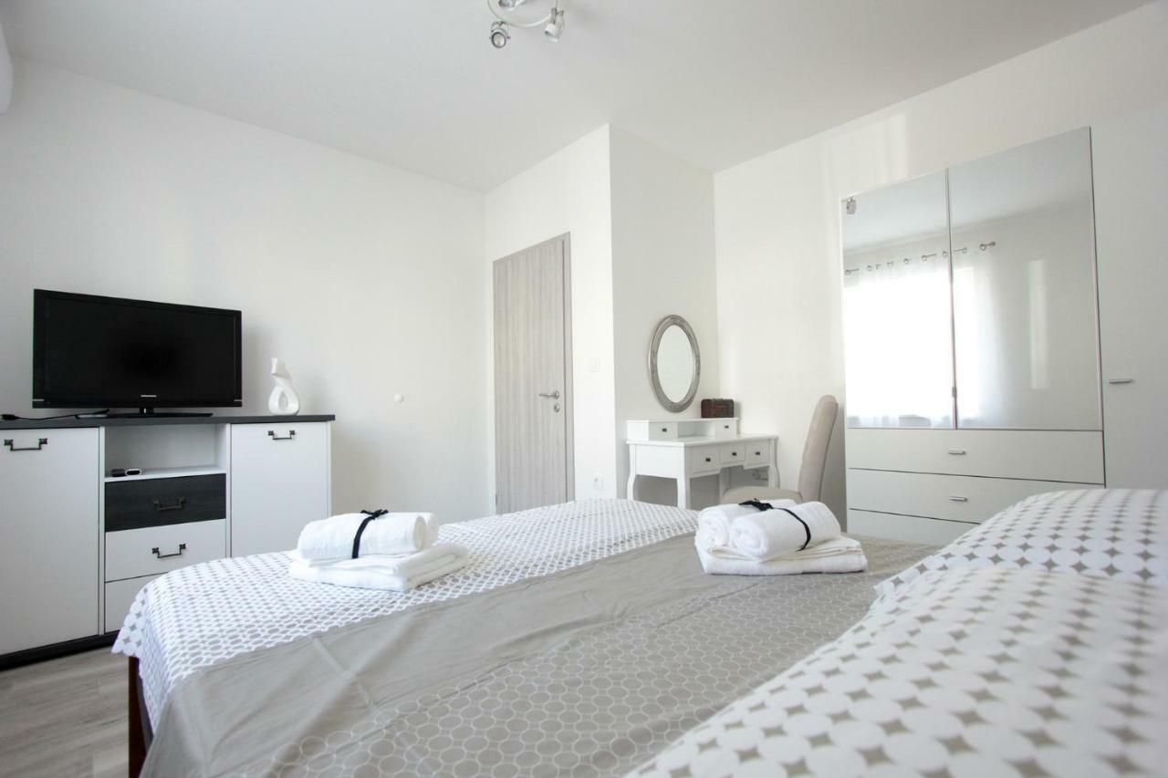 Apartment Dea Stobreč المظهر الخارجي الصورة